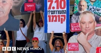 Los israelíes exigen que se rindan cuentas por los errores del 7 de octubre, tres años después de los ataques de Hamás - BBC News Mundo