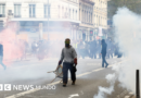 Más de 130 arrestos en Francia donde miles de personas salen a las calles a protestar - BBC News Mundo