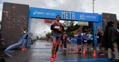 Mexicano gana el Querétaro Maratón 2026 - RR Noticias