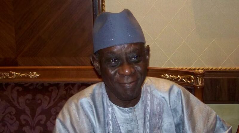 Muere Cheikh Hamidou Kane, gran referente de la literatura en África