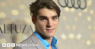 Muere a los 34 años RJ Mitte, el actor que daba vida al hijo de Walter White en la mítica serie 