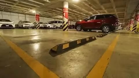 Observatorio de Movilidad rechaza gratuidad en estacionamientos comerciales - RR Noticias