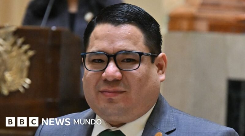 Por qué arrestaron al fiscal general en Bolivia días después de que EE.UU. le quitara la visa (y qué casos investigaba) - BBC News Mundo
