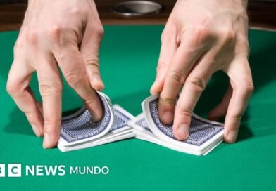 Por qué cada vez que barajas cartas el resultado es un acontecimiento sin precedentes en la historia del universo - BBC News Mundo