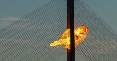 Rusia bombardea cuatro puentes clave en Kiev y siembra el caos