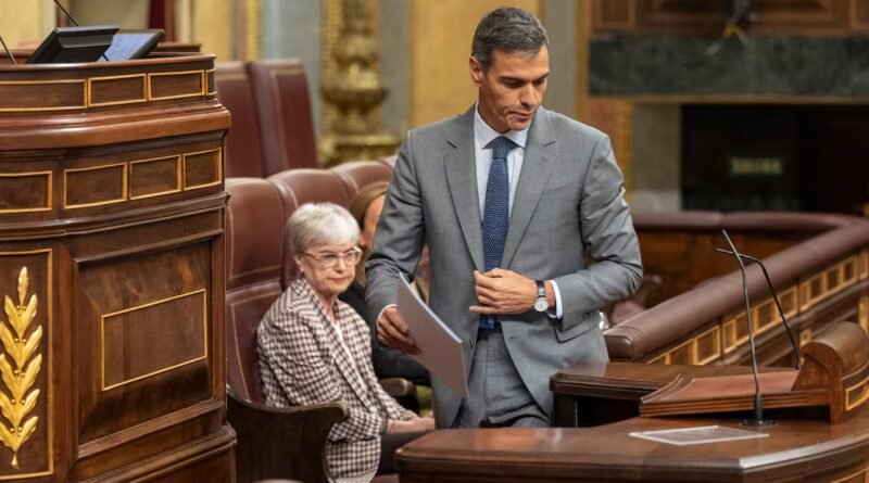 Sánchez mide el alcance del malestar social contra la derecha para decidir si convoca ya elecciones 