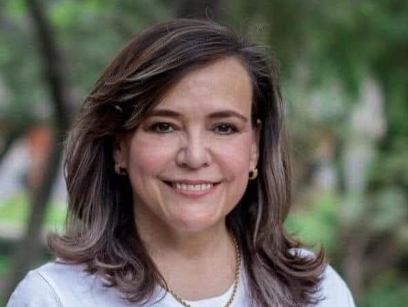 Silvia Amaya gana la reelección de la rectoría de la UAQ - RR Noticias