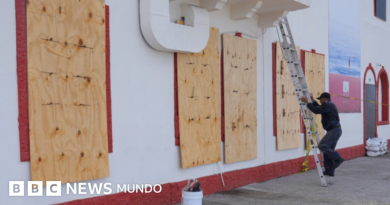 Simon se fortalece en el Pacífico y se prevé que toque tierra en las costas de México como potente huracán durante el fin de semana - BBC News Mundo