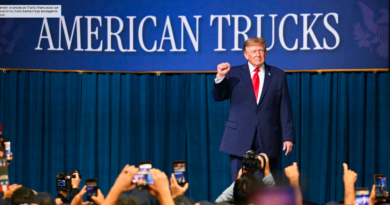 Suspenden anuncios de Trump financiados con dinero público; Casa Blanca niega propaganda electoral - RR Noticias