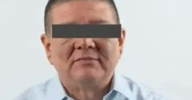 Vinculan a César Jaúregui por ejercicio ilegal del servicio público  - RR Noticias