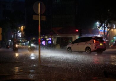 ‘Vance’ se intensifica nuevamente a tormenta tropical; prevén lluvias intensas en Sinaloa - RR Noticias